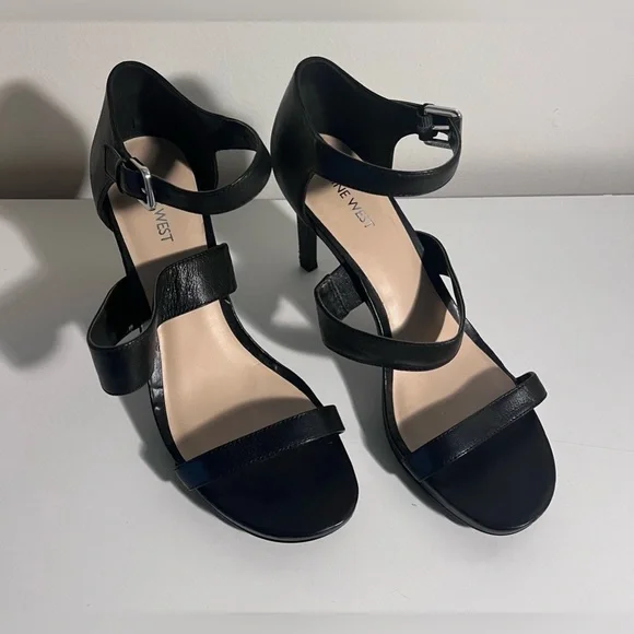 Nine West Strappy Open Toed Heel (Size 10) - Picture 5 of 5